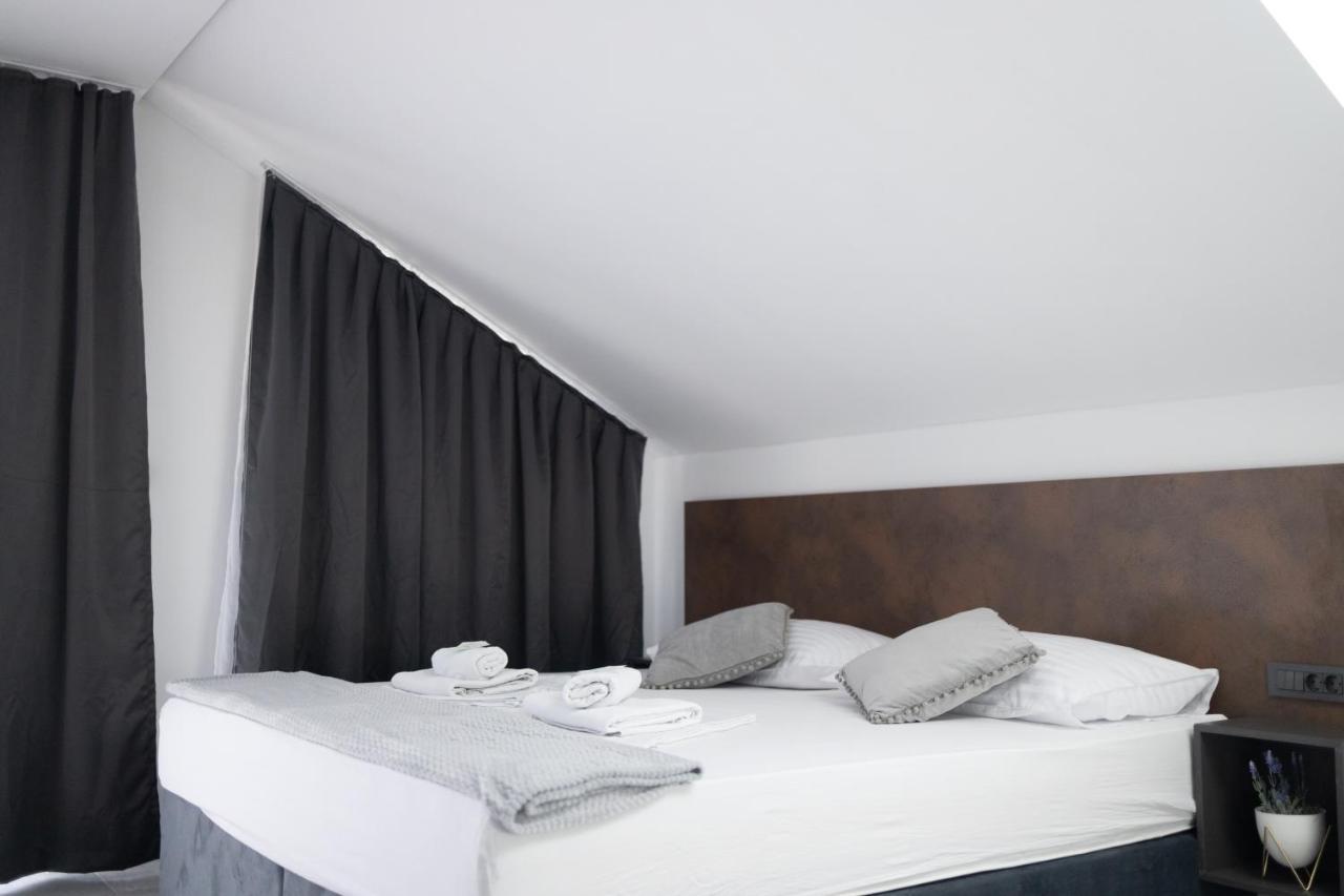 D8 B&B Zara Esterno foto