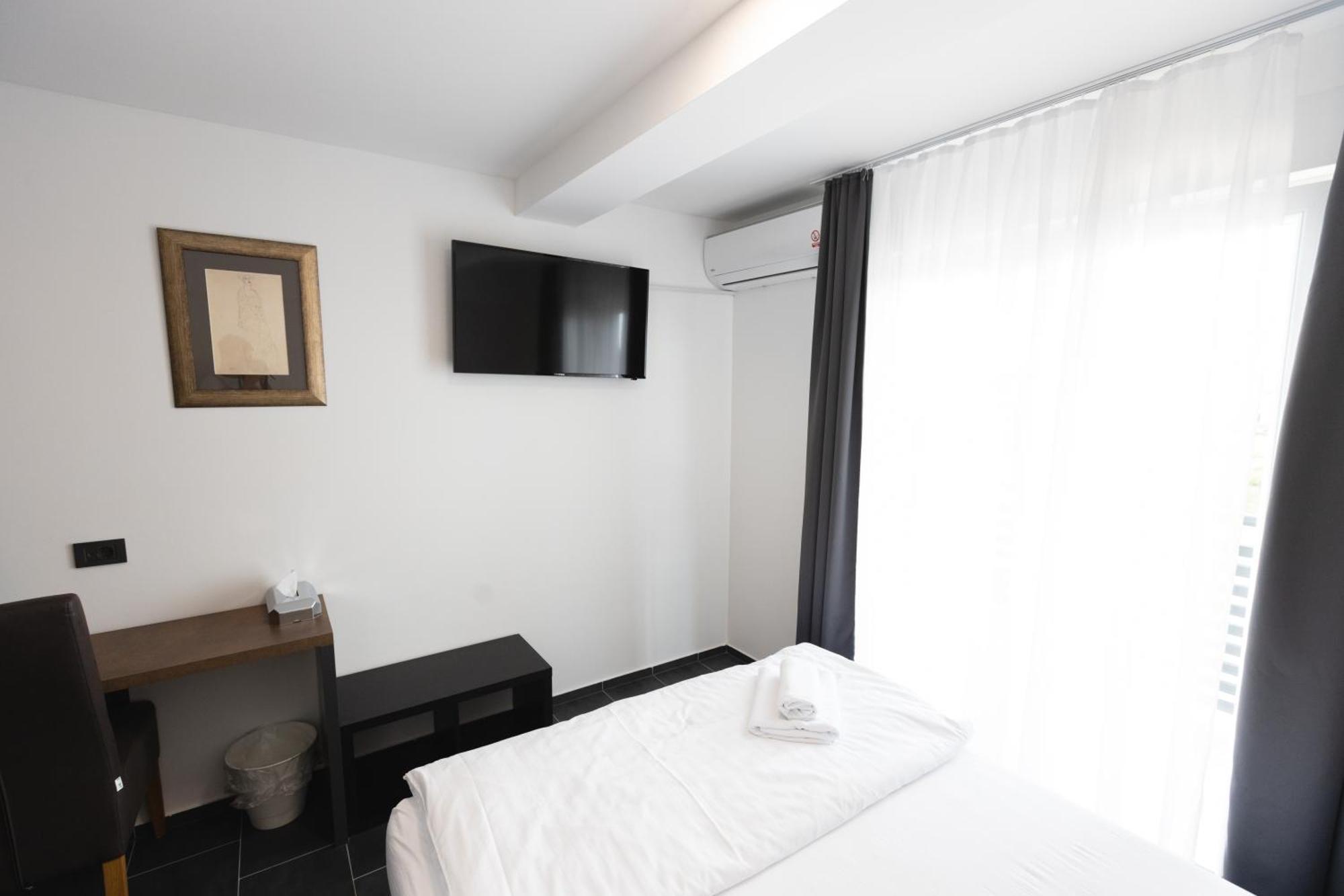 D8 B&B Zara Esterno foto